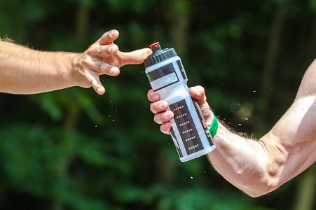 Understand what is Hyponatremia. Are you over hydrating when running? 